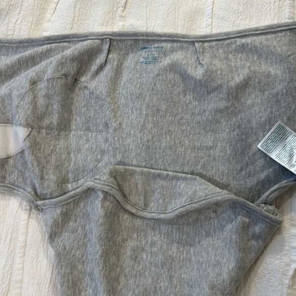 Aden + Anais swaddle wrap - Newborn - Picture 6 of 8